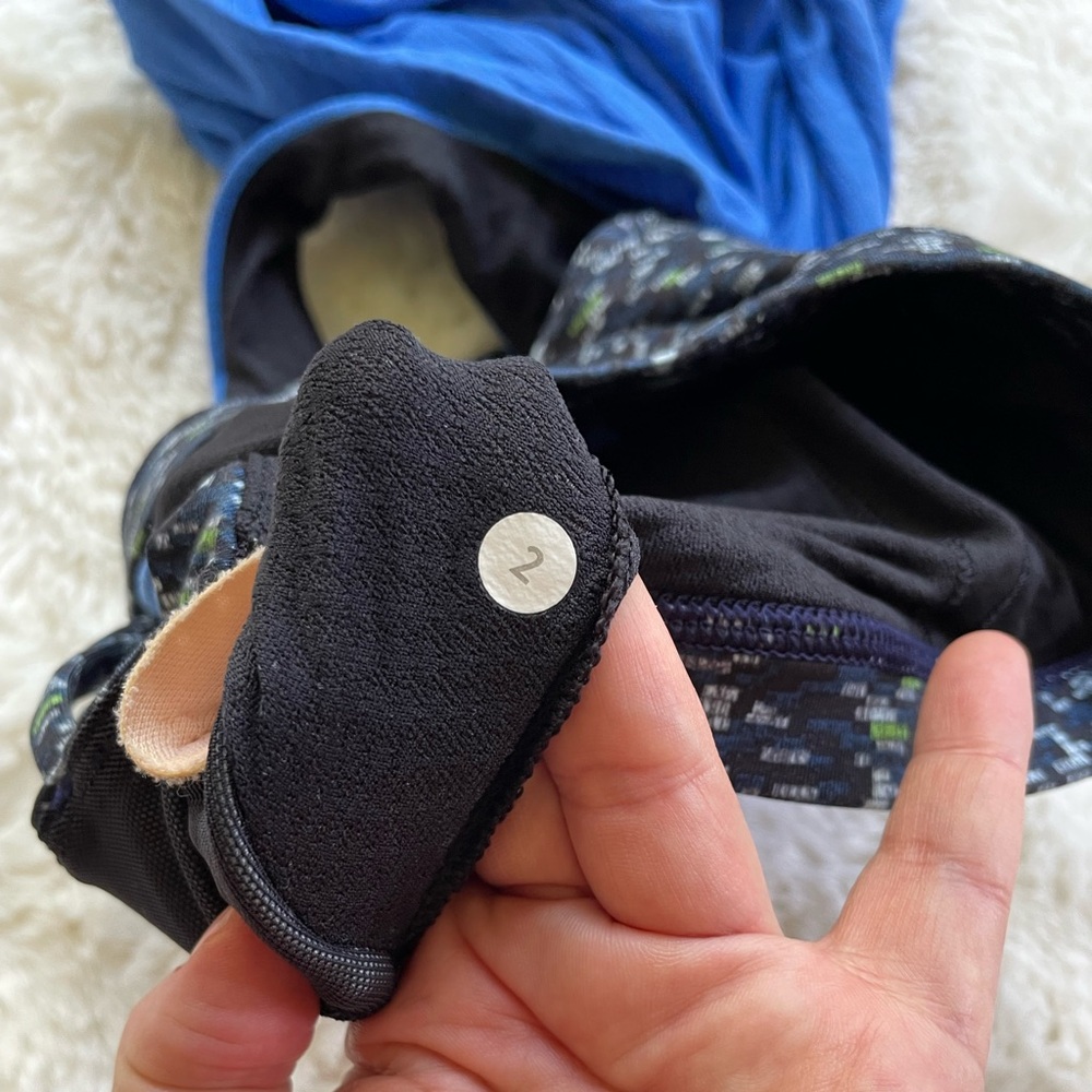 Lululemon Wild Tank - Picture 9 of 9